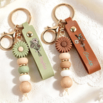 Personalised Birth Flower PU Leather Keychain with Name and Daisy Bead Charm Birthday Wedding Party Gift for Family Best Friend