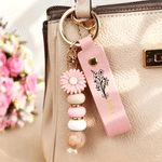 Personalised Birth Flower PU Leather Keychain with Name and Daisy Bead Charm Birthday Wedding Party Gift for Family Best Friend