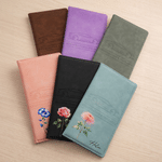 Portadocumenti personalizzato in pelle PU con motivo floreale del mese di nascita, porta targa e porta documenti con nome, ideale per l'uso quotidiano, come regalo di compleanno o per l'acquisto di un