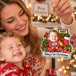 Gepersonaliseerde acrylversiering met foto van de baby’s eerste kerst, voorzien van naam en jaartal – Woonaccessoire en kerstcadeau voor pasgeborenen en kersverse ouders
