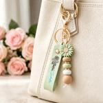 Personalised Birth Flower PU Leather Keychain with Name and Daisy Bead Charm Birthday Wedding Party Gift for Family Best Friend