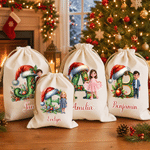 Personlig presentpåse i 3D-stil med tecknad figur och jultomteluva, med dragsko, namn och initialer – julklapp till barn