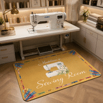 Gepersonaliseerde vintage naaimachine-deurmat met geboortebloem en antislip, voorzien van naam – decoratie voor de naaikamer, cadeau voor naailiefhebbers