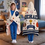 Coperta morbida con cappuccio, personalizzata con motivi sportivi e effetto 3D, con iniziali del nome – Per uso quotidiano, decorazione per la camera, regalo di compleanno per bambini