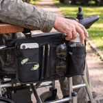Sac de rangement latéral pour fauteuil roulant, personnalisé avec monogramme et motif de marguerites, à multiples poches – Cadeau d'anniversaire pour les utilisateurs de fauteuils roulants, les patien