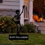 Personalized Spooky Season Skull Skeleton Garden Sign Yard Stake with Text Festival Outdoor Decor Halloween Party Gift for Family Friend