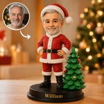 Figurine personnalisée de Noël représentant le Père Noël et un lutin, imprimée en 3D à partir d'une photo, avec inscription et socle en bois – Décoration festive et cadeau de Noël pour la famille et l