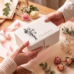 Personalized Birth Flower Bouquet Multi-Compartment Jewellery Box with LED Makeup Mirror Travel Essential Birthday Gift for Women