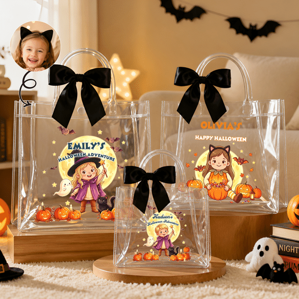 Gepersonaliseerde, doorzichtige cadeauzak met Halloween-motief: heks in pompoenvorm uit een tekenfilm, voorzien van lint en naam – Halloween-cadeau voor kinderen