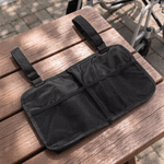 Sac de rangement latéral pour fauteuil roulant, personnalisé avec monogramme et motif de marguerites, à multiples poches – Cadeau d'anniversaire pour les utilisateurs de fauteuils roulants, les patien