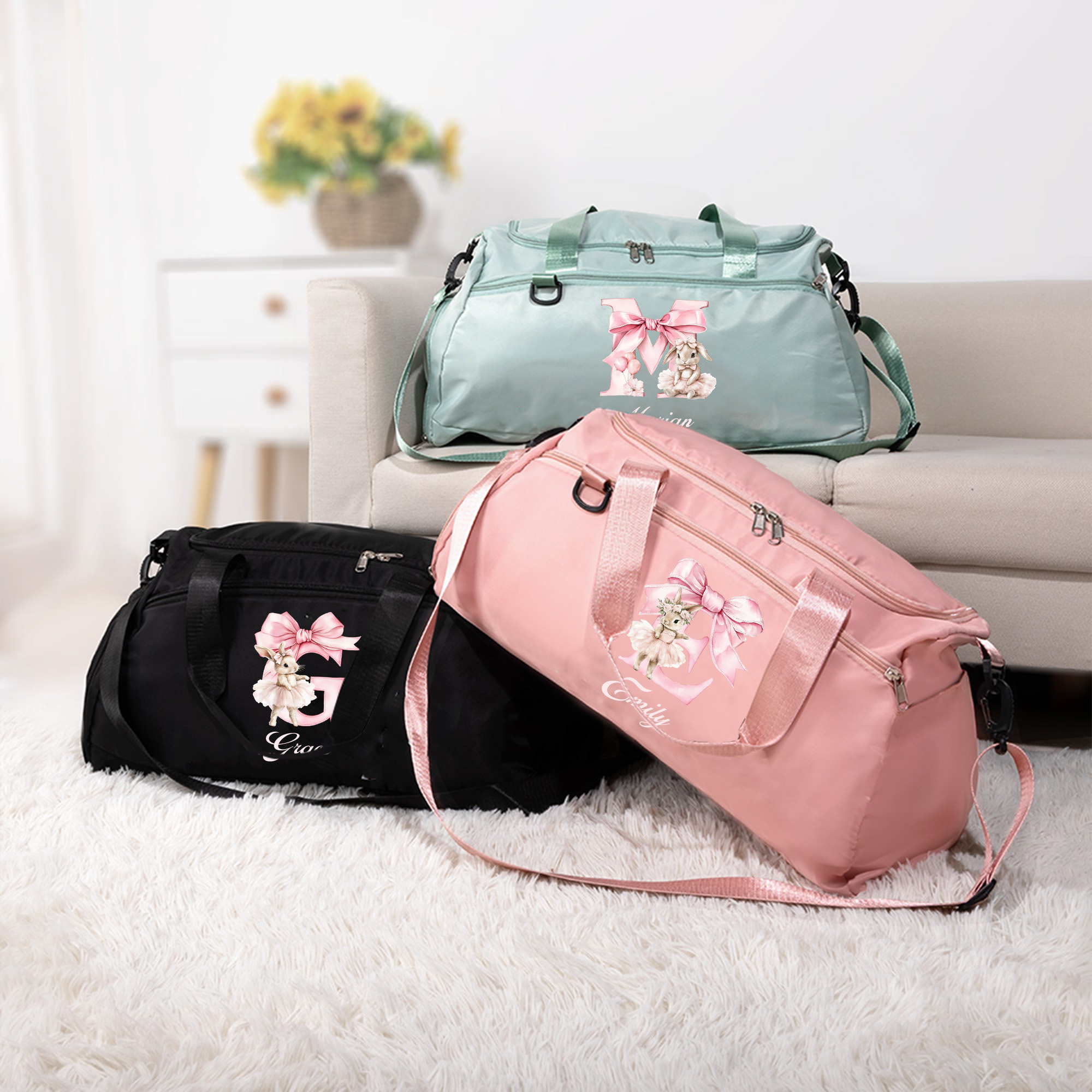Personalisierte Reisetasche mit Ballerina- und Hasenmotiv, Initialen und Namenszug, mit Schuhfach und Schulterriemen – Geburtstagsgeschenk für Ballettliebhaber