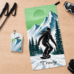 Gepersonaliseerde, sneldrogende sportdoek van microvezel met skisilhouet en naam, inclusief opbergzakje – geschikt voor buitenactiviteiten, skireizen en als verjaardagscadeau voor skiliefhebbers