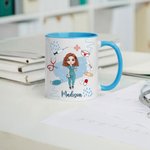 Gepersonaliseerde Multicolor Cartoon Verpleegkundige Stethoscoop Pill 11oz Keramische Mok met Naam Verjaardag Waardering Gift voor Verpleegkundige Medisch Personeel