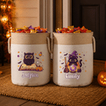 Individuell gestalteter Süßigkeitenkorb mit Fledermaus-, Kürbis- und Katzenmotiv sowie Namenszug – Halloween-Geschenk für Kinder und Jugendliche zum „Süßes oder Saures“-Spielen