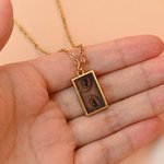 Gepersonaliseerde unisex warmte-geactiveerde magische verborgen fotoketting met gegraveerde tekst gedenkjuwelen verjaardagscadeau voor familie vrienden