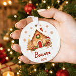 Gepersonaliseerd rond keramisch kerstornament met kerstthema en naam – kerstcadeau voor familie en vrienden