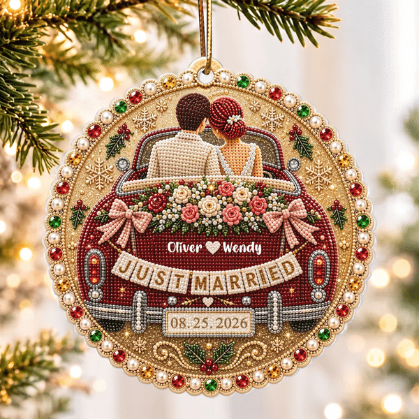 Personalised 3D-Style Art Just Married Cartoon Character Acrylic Ornament with Name and Date Tree Decor Christmas Gift for Newlywed Couple