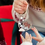 Adorno navideño personalizado con el nombre del bebé Oso agitador de la luna Decoración de la habitación Regalo de Navidad para niña Niño Padres 4