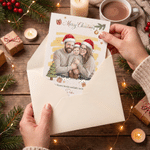 Carte de vœux personnalisée « Joyeux Noël » avec personnage illustré à l'aquarelle, nom et texte, accompagnée d'une enveloppe – Cadeau de Noël pour les amis et la famille