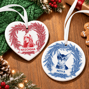 Gepersonaliseerd kransvormig keramisch ornament met hartvorm, aquarelafbeelding van huisdier en naam – kerstdecoratie voor aan de boom, kerstcadeau voor eigenaren en liefhebbers van huisdieren