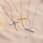 Collana con croce in argento sterling personalizzata con pietra portafortuna e nome: gioiello delicato da indossare tutti i giorni, ideale come regalo di compleanno o battesimo per una bambina cristia