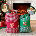 Personalized 3D-Effect Artwork Kid Character Photo Plaid Christmas Gift Bag with Name and Initial Christmas Gift for Kids Family