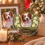 Décoration de Noël personnalisée en verre acrylique représentant une peinture à l'huile d'un animal de compagnie, avec sa photo, sa fleur de naissance, son nom et un texte ; cadeau commémoratif pour l