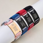 Personalisiertes medizinisches Notfallarmband mit ID-Edelstahlplatte | Nylonarmband mit Magnetverschluss | für Diabetiker & Allergiker