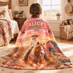 Individuell gestaltete Vintage-Cowgirl-Decke mit Pferdemotiv und Namen – weiche Kuscheldecke für den täglichen Gebrauch, als Geburtstags- oder Weihnachtsgeschenk für Mädchen, Töchter und Pferdeliebhab