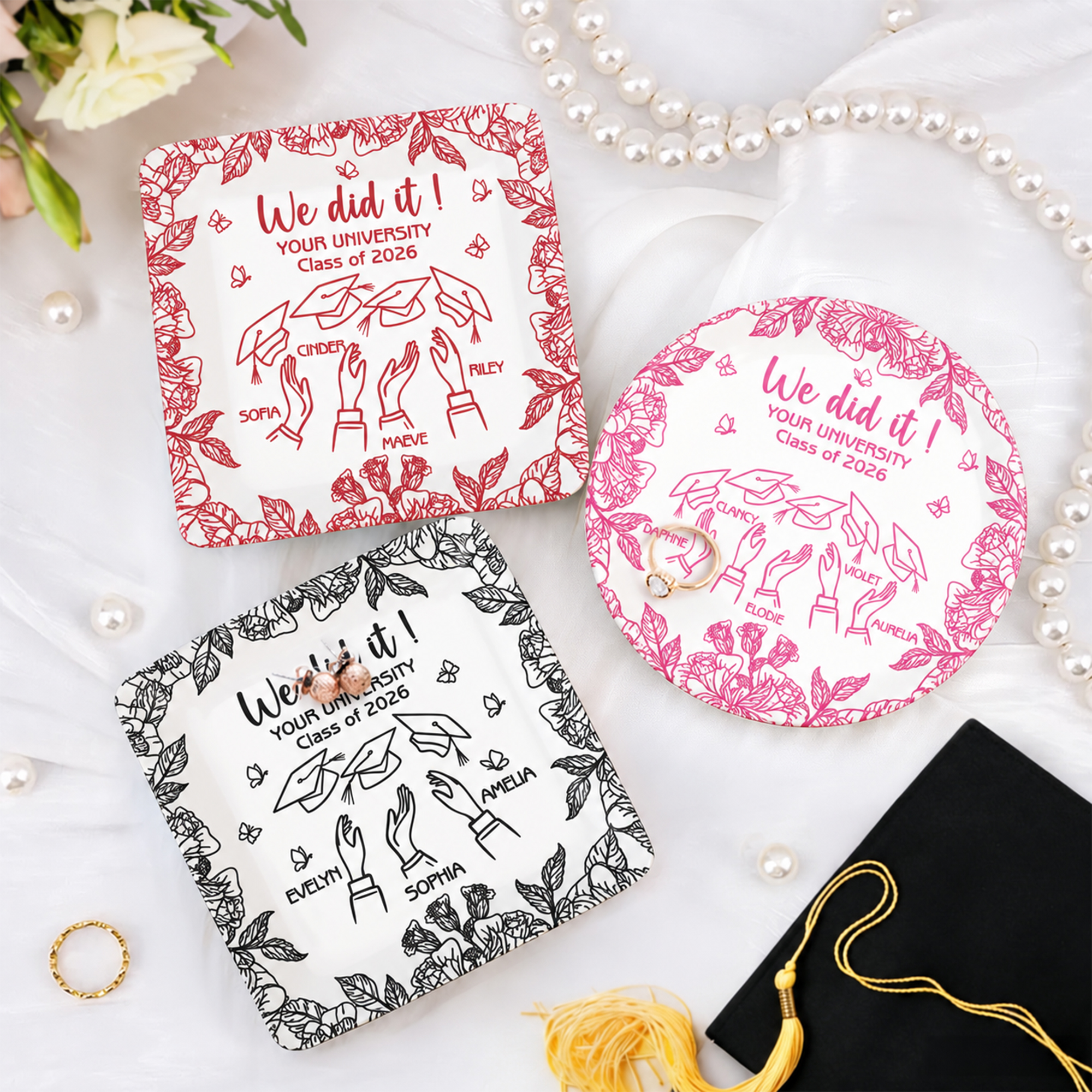 Personalisierte Multicolor Graduation Cap Toss Design Keramik Trinket Schmuck Schale mit Namen und Jahr Home Decor Graduation Geschenk für Freunde Absolventen