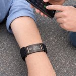 Personalisiertes medizinisches Notfallarmband mit ID-Edelstahlplatte | Nylonarmband mit Magnetverschluss | für Diabetiker & Allergiker