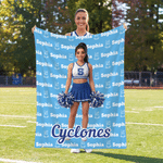 Individuell gestaltete Kuscheldecke mit 3D-Effekt, Cheerleading-Cartoon-Figur und Foto – mit Namen – Geschenk für Cheerleader und Trainer am Spieltag