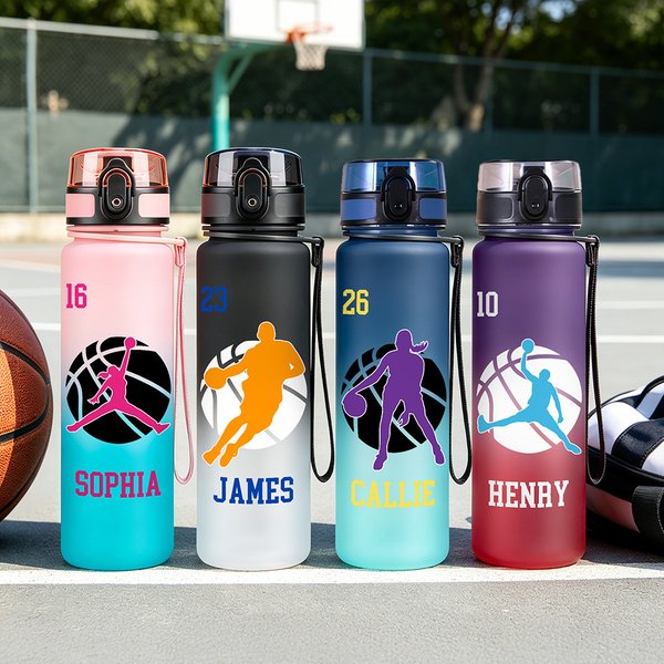 Bouteille d'eau personnalisée avec silhouette colorée d'un joueur de basket et prénom – Idéal pour l'entraînement quotidien, la rentrée scolaire ou comme cadeau d'anniversaire pour un adolescent passi