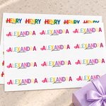 Personalisierte, bunte Regenbogen-Buchstaben-Blumen-Bleistifte mit Herzaufklebern, mit Namen und Text – Geschenk zum Schulanfang, zu Weihnachten oder zum Geburtstag für Jungen und Mädchen