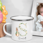 Gepersonaliseerde klassieke Peter Rabbit-mok van 12 oz met bloemenmotief en initiaal, met naam, geschikt als cadeau voor kamperen, Pasen of een verjaardag voor kinderen