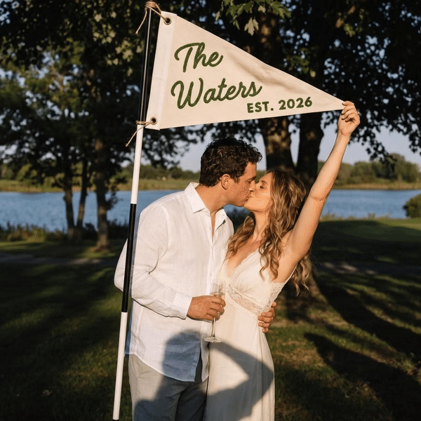 Personalized Embroidered Vintage Golf Wedding Pennant with Name, Hole in One Pennant Flag, Wedding Decor, Engagement/Anniversary Gift for Couples