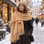 Écharpe-châle personnalisée de Noël avec initiale, à pompons doux multicolores et nom – Accessoire d'hiver, cadeau de Noël ou d'anniversaire pour la famille et les amis