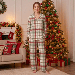 Gepersonaliseerde pyjamaset met monogram, feestelijke strepen, hulst en dennen, met initialen – thuiskleding, verjaardags- en kerstcadeau voor vriendinnen