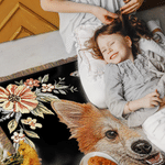 Couverture douce à motifs floraux personnalisée avec portrait mignon d'animal de compagnie, prénom et pompon – Décoration d'intérieur et cadeau d'anniversaire pour les amoureux des animaux et les prop
