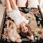 Couverture douce à motifs floraux personnalisée avec portrait mignon d'animal de compagnie, prénom et pompon – Décoration d'intérieur et cadeau d'anniversaire pour les amoureux des animaux et les prop