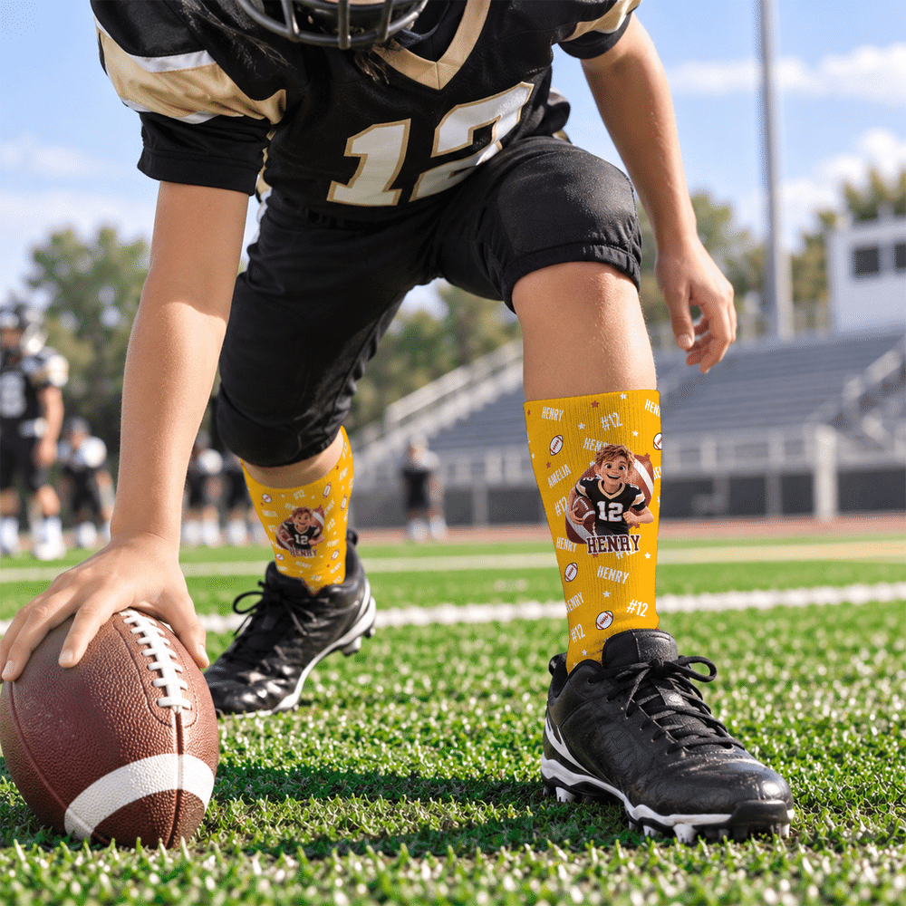 Calcetines cálidos y cómodos con diseño personalizado en 3D de personajes de dibujos animados deportivos, con nombre y número; ideales para el entrenamiento diario o como regalo de cumpleaños para los amantes del deporte 4