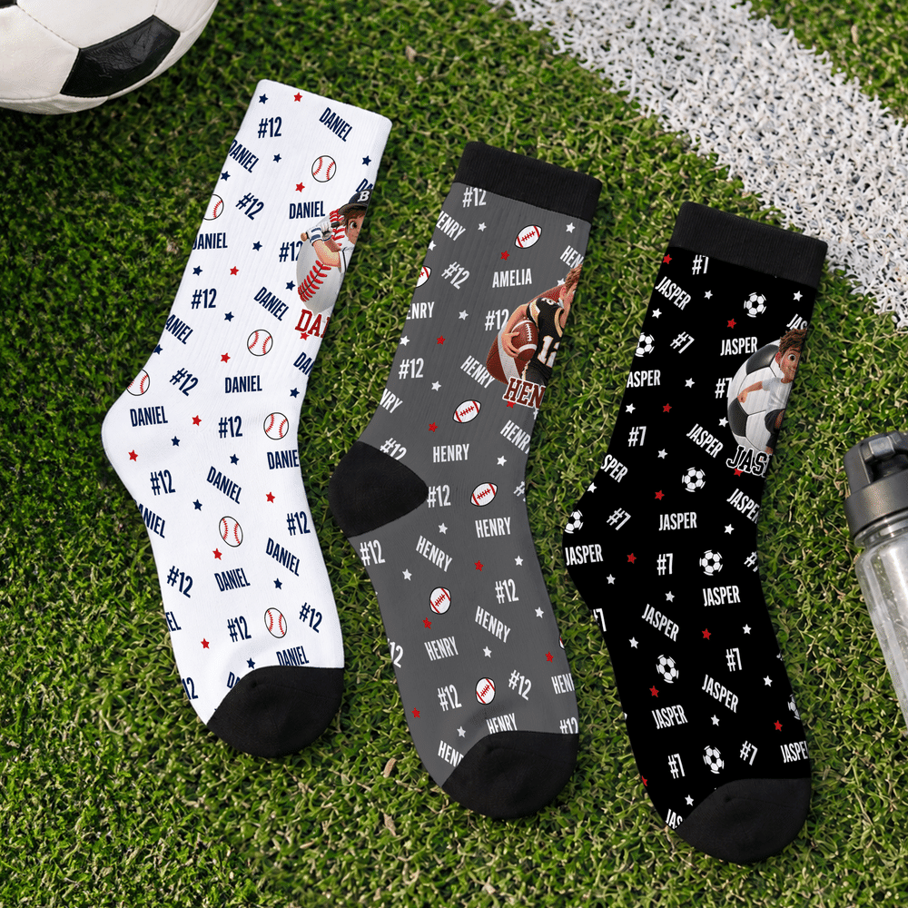 Calcetines cálidos y cómodos con diseño personalizado en 3D de personajes de dibujos animados deportivos, con nombre y número; ideales para el entrenamiento diario o como regalo de cumpleaños para los amantes del deporte 2
