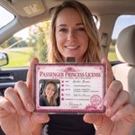 Personlig, söt prinsessklämma till solskyddet i bilen med foto och namn – bildekoration till bilen, present till födelsedag, alla hjärtans dag eller årsdag till flickvän eller fru 6