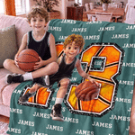 Personalised 3D-Effect Artwork Cartoon Character Photo Soft Throw Blanket with Name Home Decor Birthday Anniversary Gift for Sports Fans Athletes