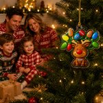 Personlig julgransdekoration i akryl med renmotiv och namn – inredningsdetalj och julklapp till familjen