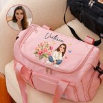 Borsa da viaggio personalizzata con fiore del mese di nascita, farfalla, foto e personaggio dei cartoni animati, grande e con scomparti multipli, con nome e tracolla – Regalo di compleanno per donne 3