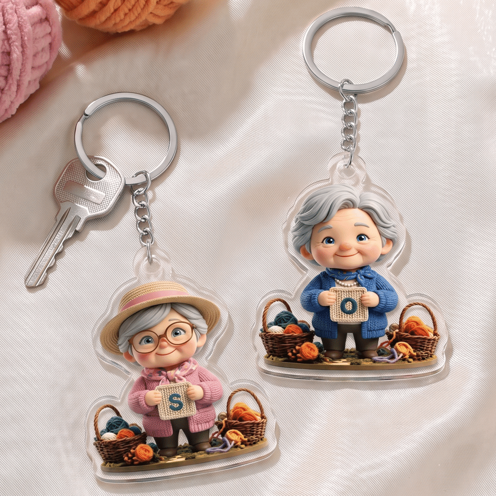 Llavero acrílico personalizado con una exquisita ilustración en 3D de una abuela tejiendo, con foto e iniciales; regalo de cumpleaños para la abuela y personas mayores 2
