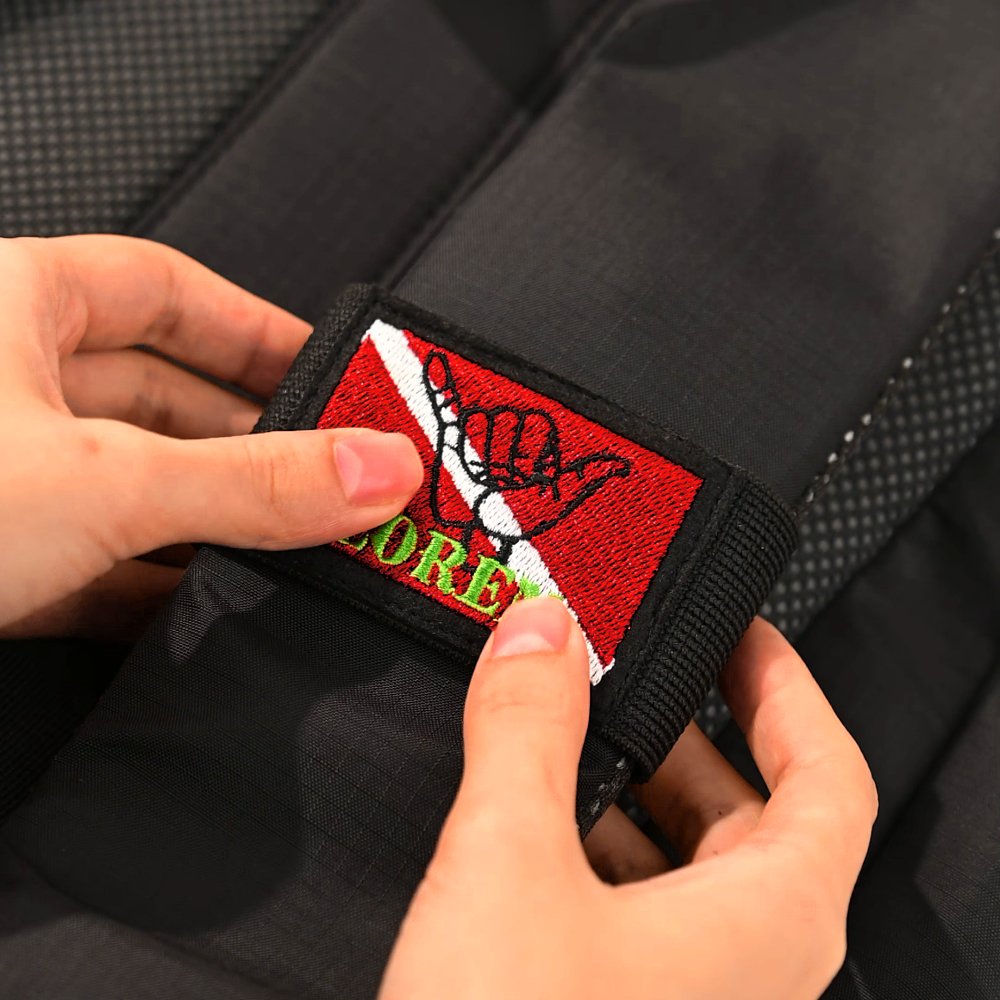 Etiqueta personalizada para chaleco de buceo (BCD) con diseño bordado de la bandera de buceo «Hang Loose», con nombre, fecha de nacimiento, equipo o club; regalo ideal para buceadores y amantes del buceo 3
