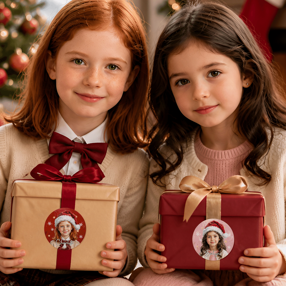 Pegatina impermeable personalizada con foto de un personaje infantil, pintura al óleo con temática navideña y nombre; regalo navideño para niños y niñas 7