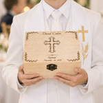 Gepersonaliseerde houten bewaardoos met kruis- en duifmotief, voorzien van naam en datum – christelijk doop- en eerste communiecadeau voor kinderen, familie en vrienden
